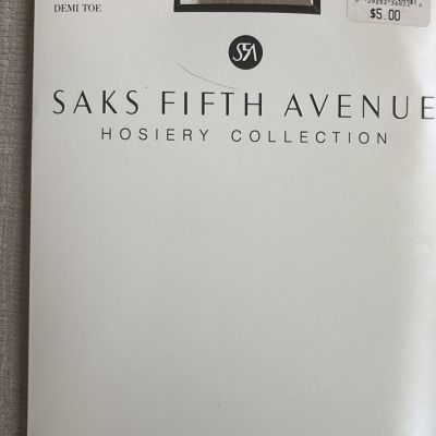 Vintage Saks Fifth Avenue Sheer Stretch Control Top Pantyhose Size M Sandalwood
